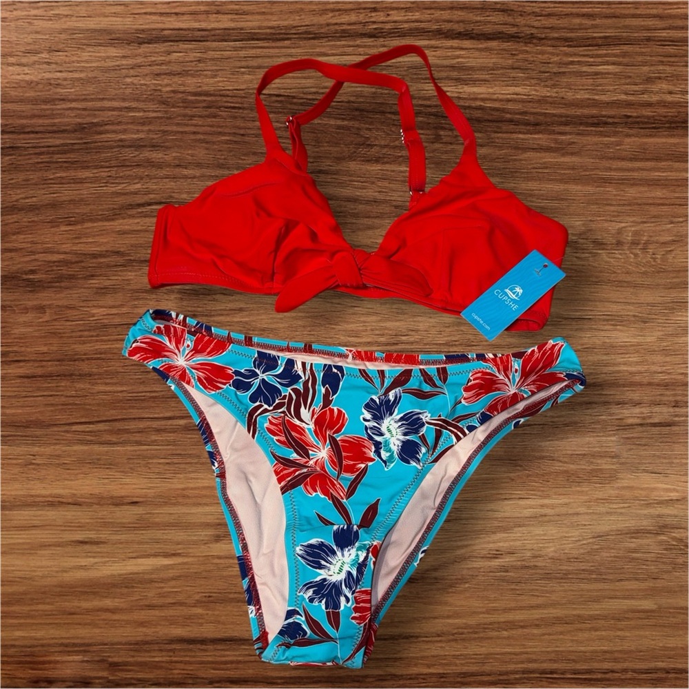 Cupshe Red and Blue Floral Bikini